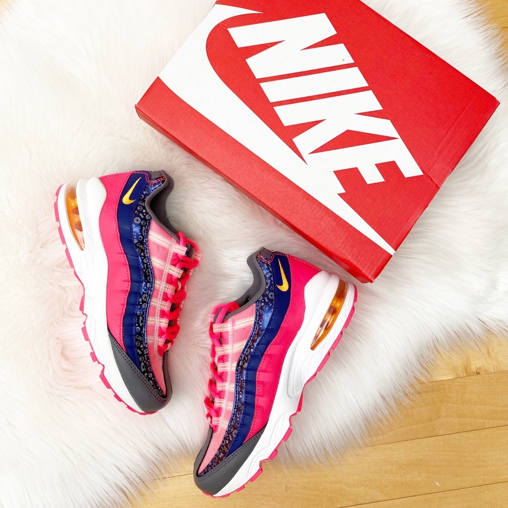 NIKE Air Max 95
